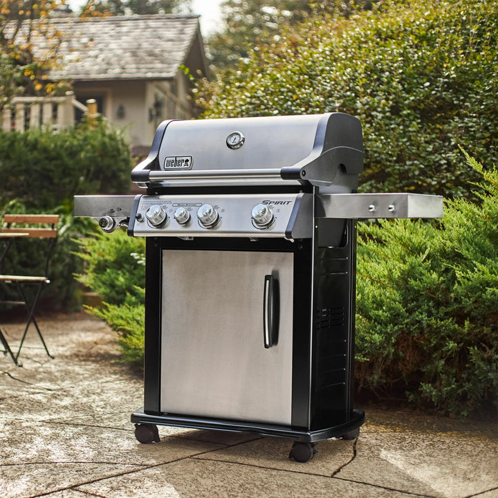 Weber - Propane gas BBQ with cover - Spirit SP-335