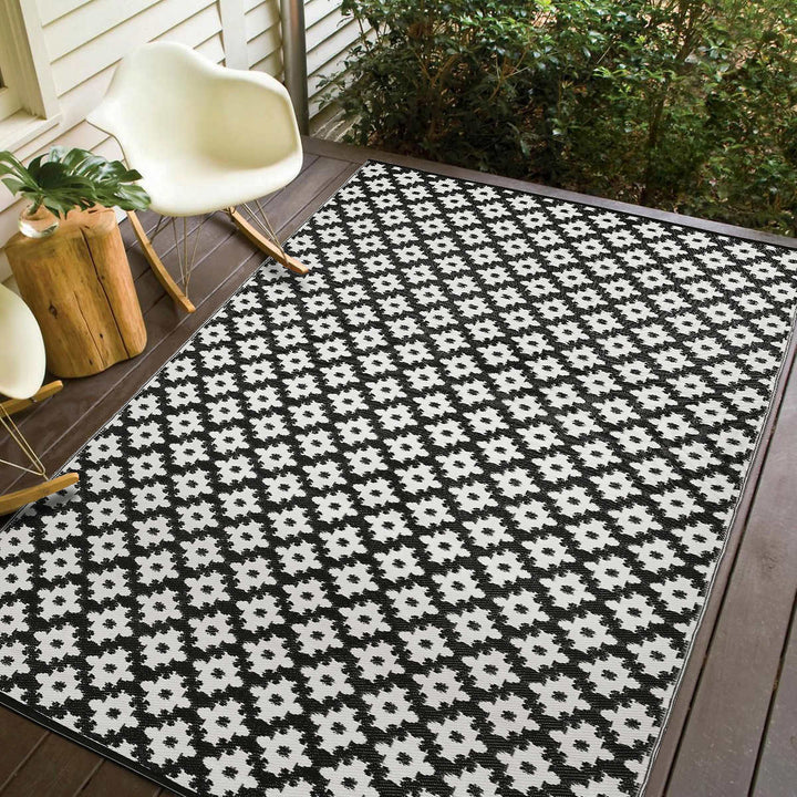 Viana Bahamas Collection Sequence Indoor/Outdoor Reversible Area Rug