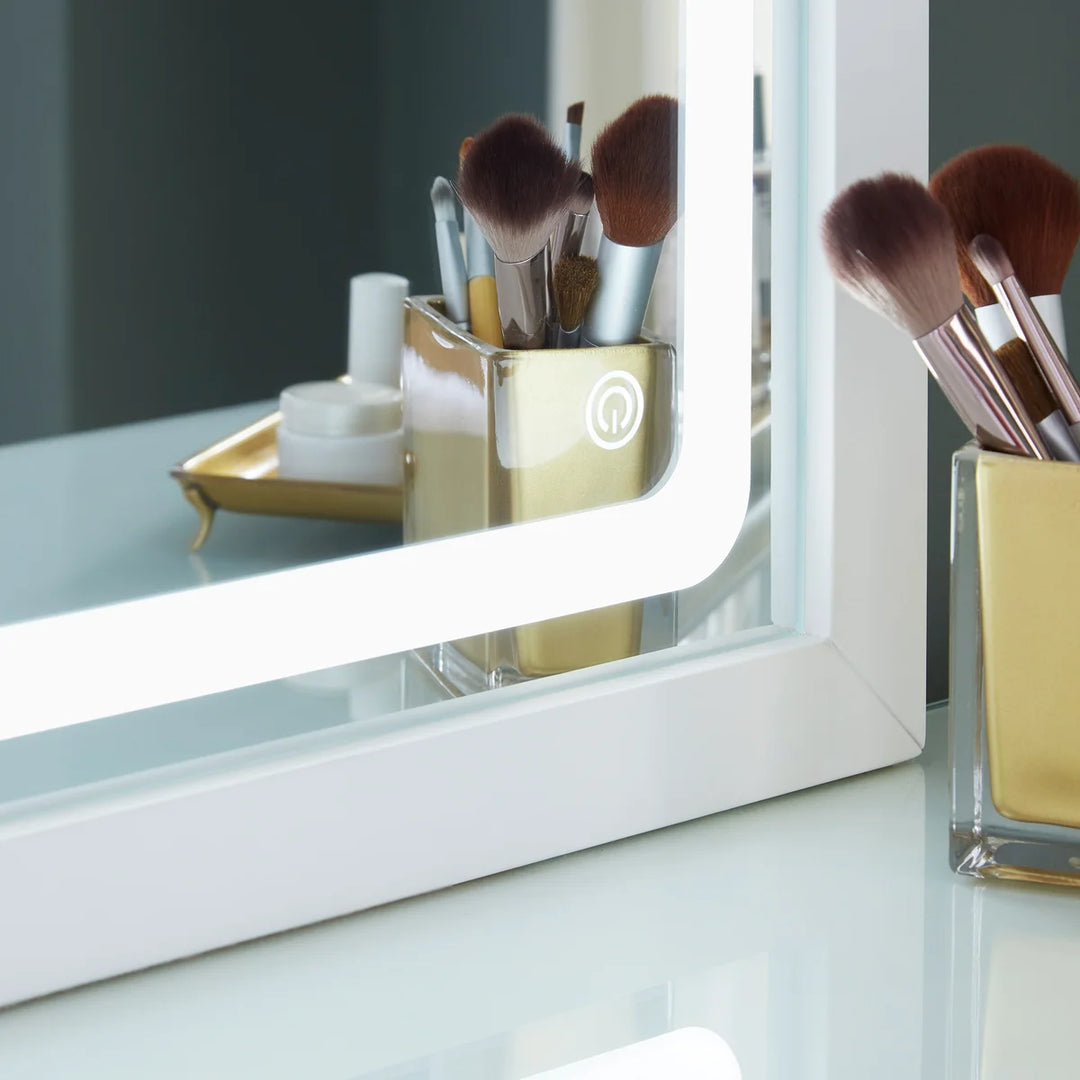 Juliet Vanity