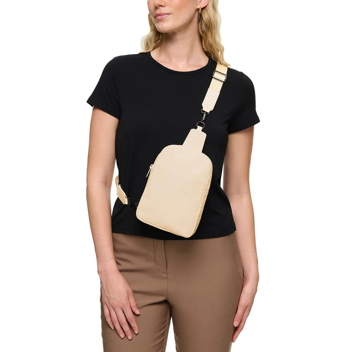 Lolë Unisex Sling Bag