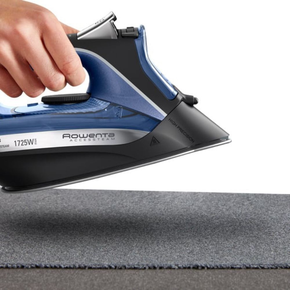 Rowenta Steam Iron with Retractable Cord