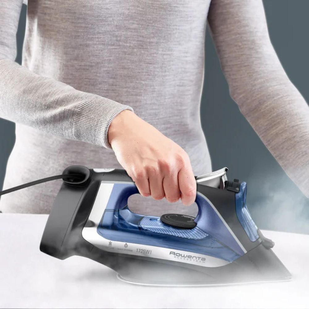 Rowenta Steam Iron with Retractable Cord