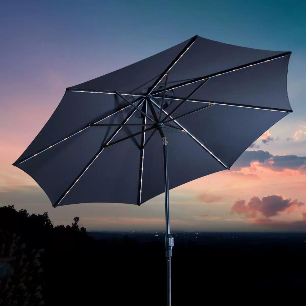 Sunvilla - Umbrella with Light