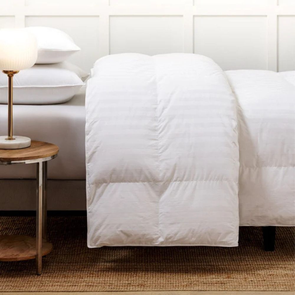Simmons Duvet - White