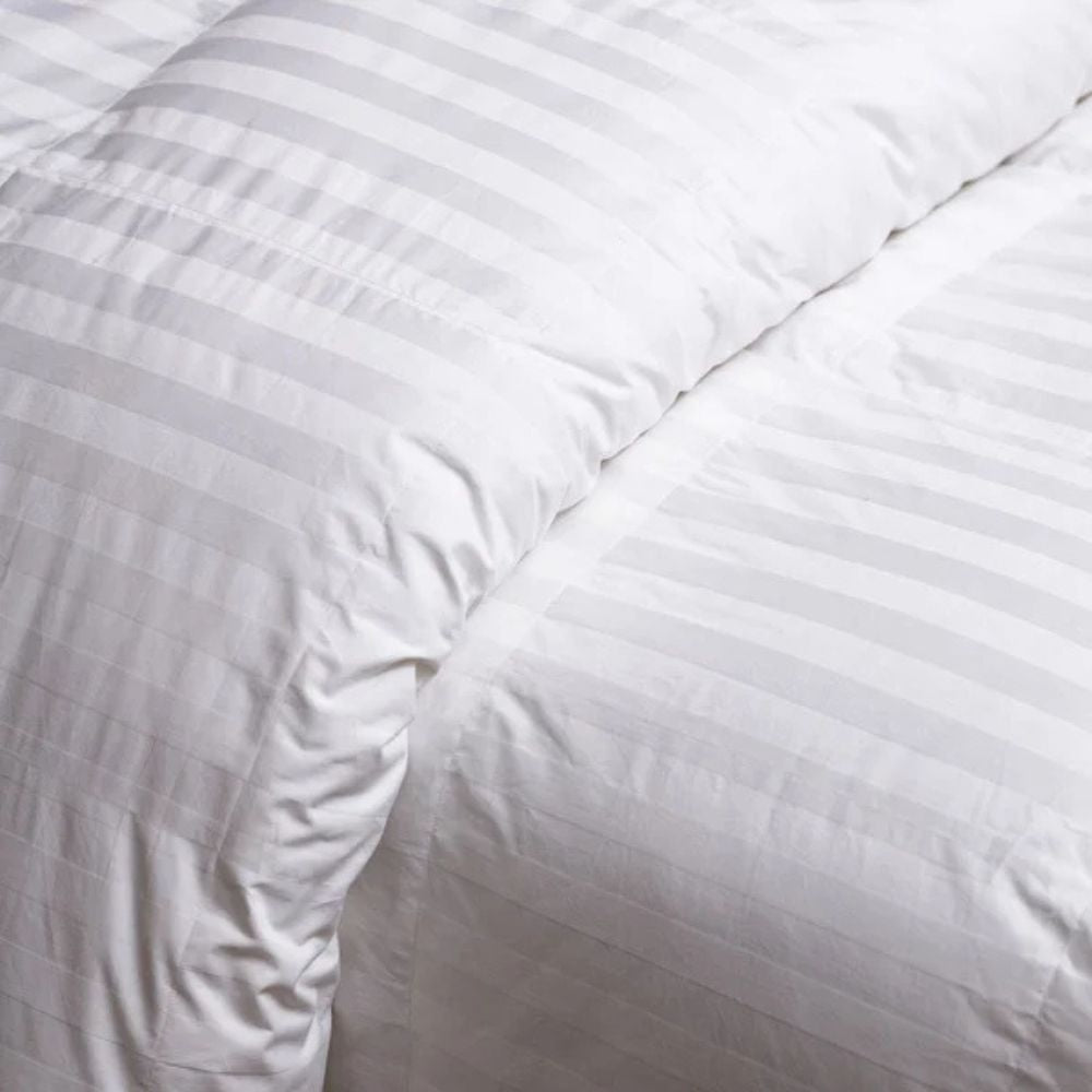 Simmons Duvet - White