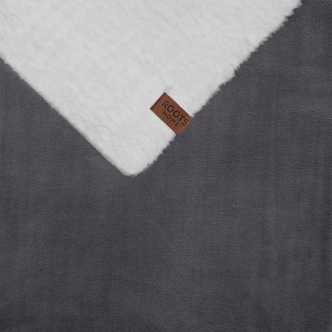 Roots Home - Reversible Comforter Set