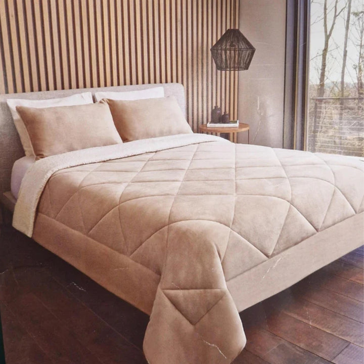 Roots Home - Reversible Comforter Set