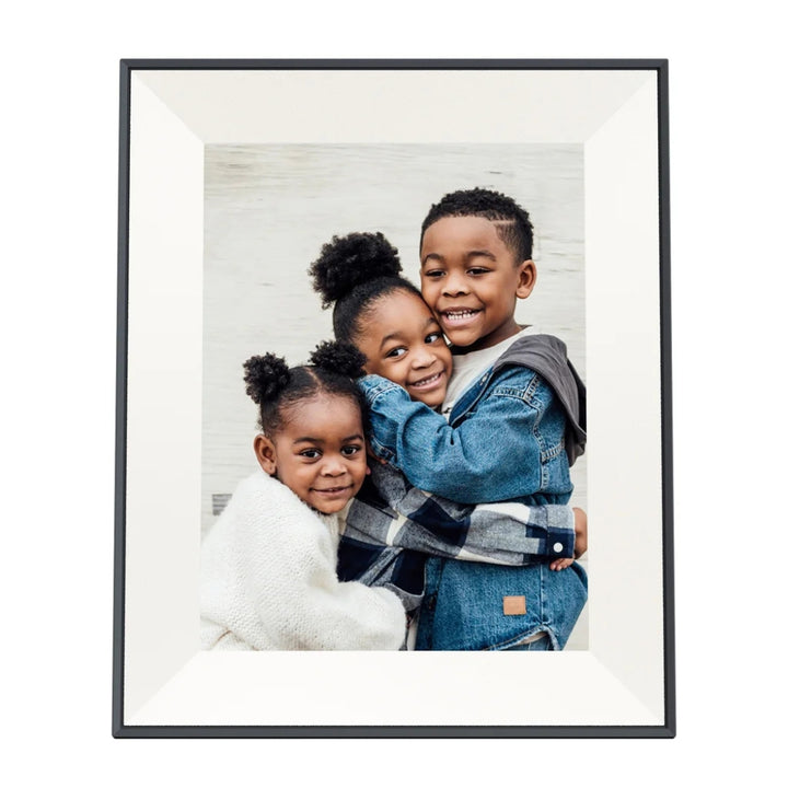 Aura Astor - 12" Wi-Fi Digital Photo Frame