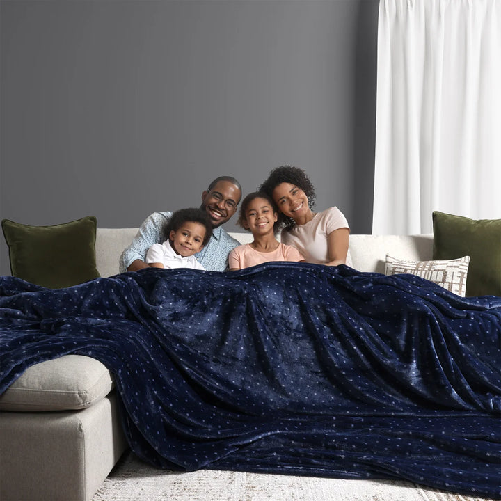 Life Comfort - 10-Foot Wide Family Blanket