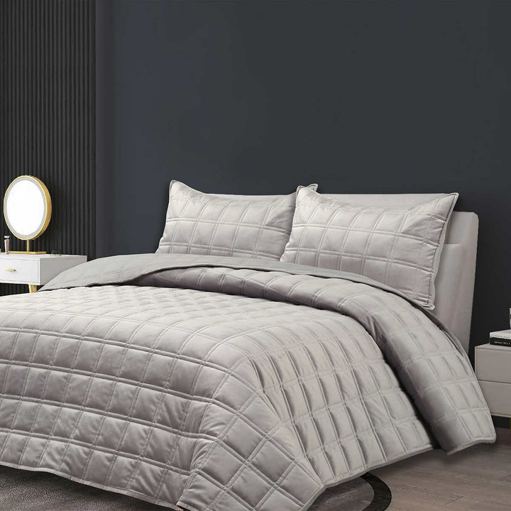 Revolution Home Decor 3-Piece Velvet Quilt Set