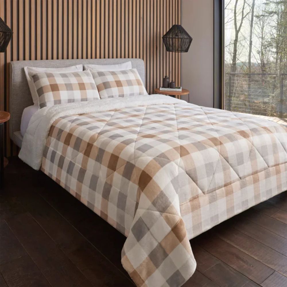Roots Home - Reversible Comforter Set