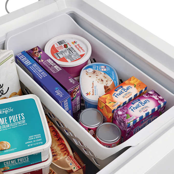 Frigidaire - Congélateur coffre blanc 56 po. 14,8 pi³