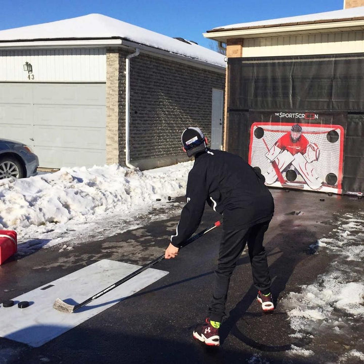 The SportScreen - Écran manuel avec cible de hockey détachable