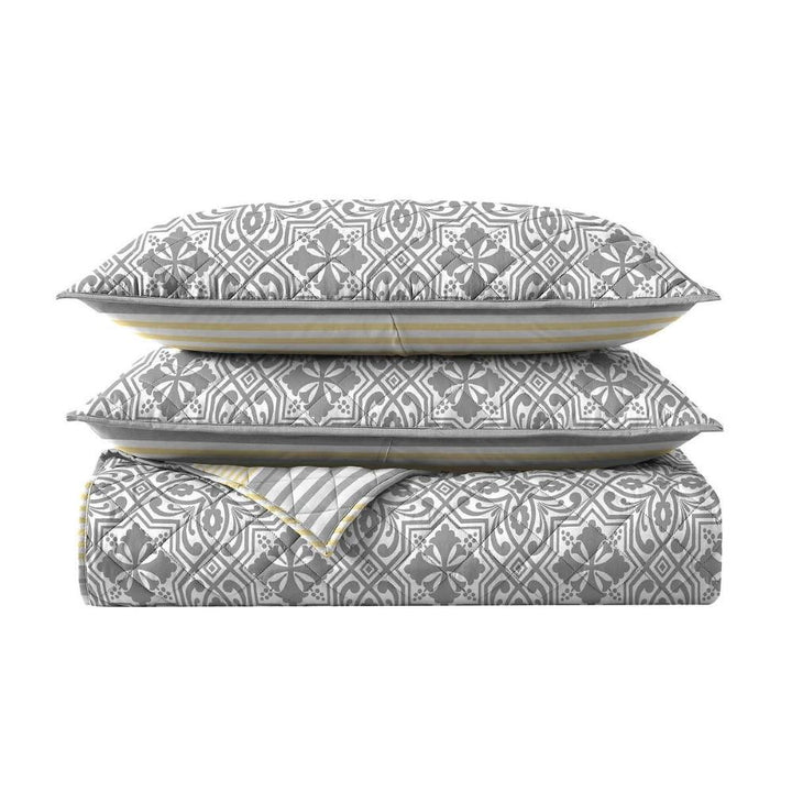 Martha Stewart 3-Piece Quilt Set