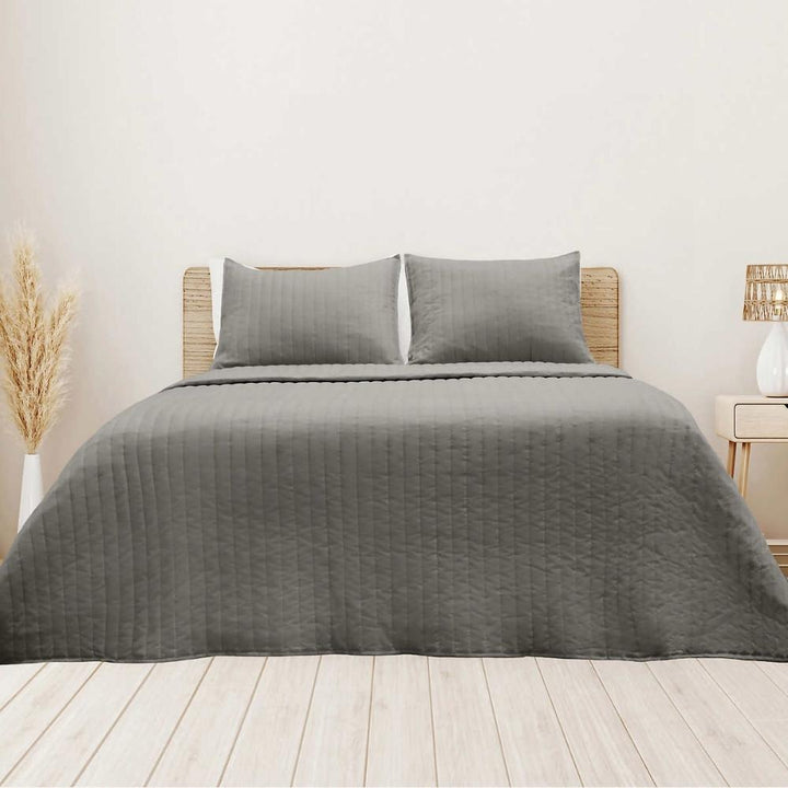 Jennifer Adams 3-Piece Quilt Set
