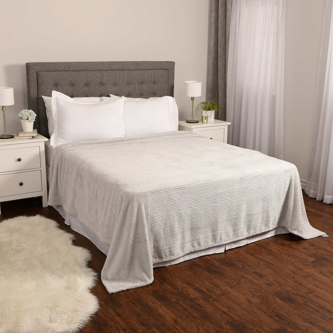 Life Comfort Ribbed Plush Throw