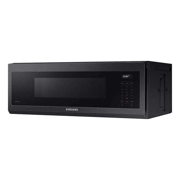 Samsung – Four à micro-ondes ultra-plat de 1,1 pi³ à hotte intégrée de 550 pi³/min
